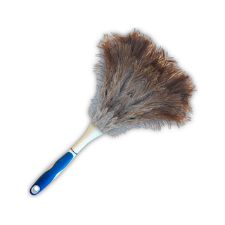 Plumero Corto Ergonómico marca Ettore de Plumas de Avestruz